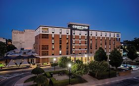 Courtyard By Marriott Springfield Downtown